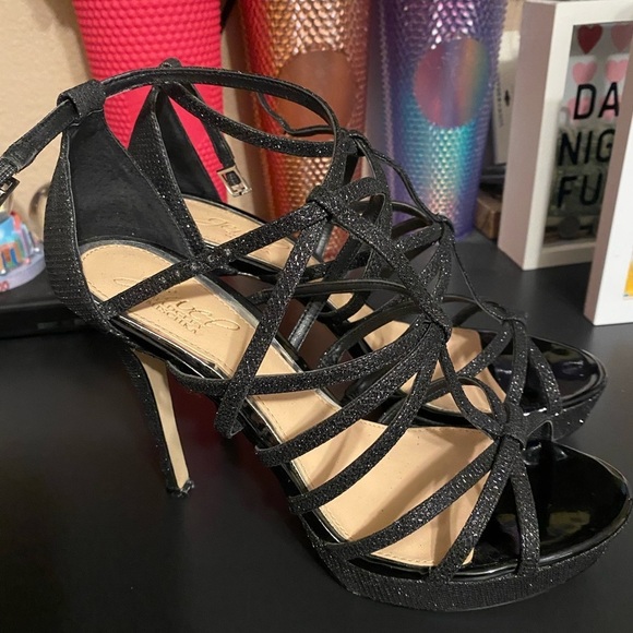 Jewel Badgley Mischka Taura Glitter Heels - Picture 5 of 11